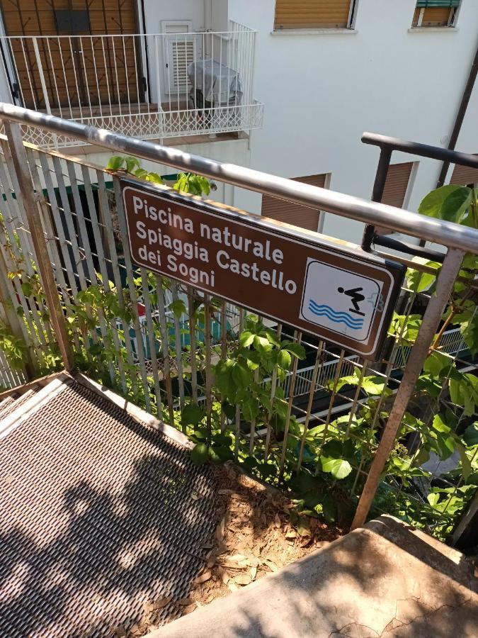Appartamento Con Stupenda Vista Mare Zona Bristol Rapallo Esterno foto